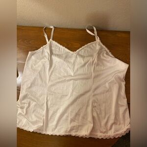 Cabernet women’s White Lace Trim Satin Camisole SzL